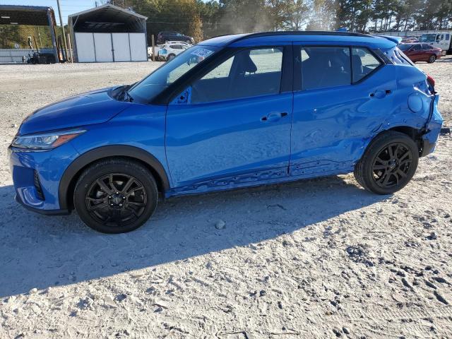  Salvage Nissan Kicks