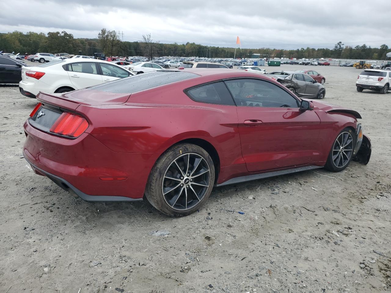 Ford Mustang Image 7