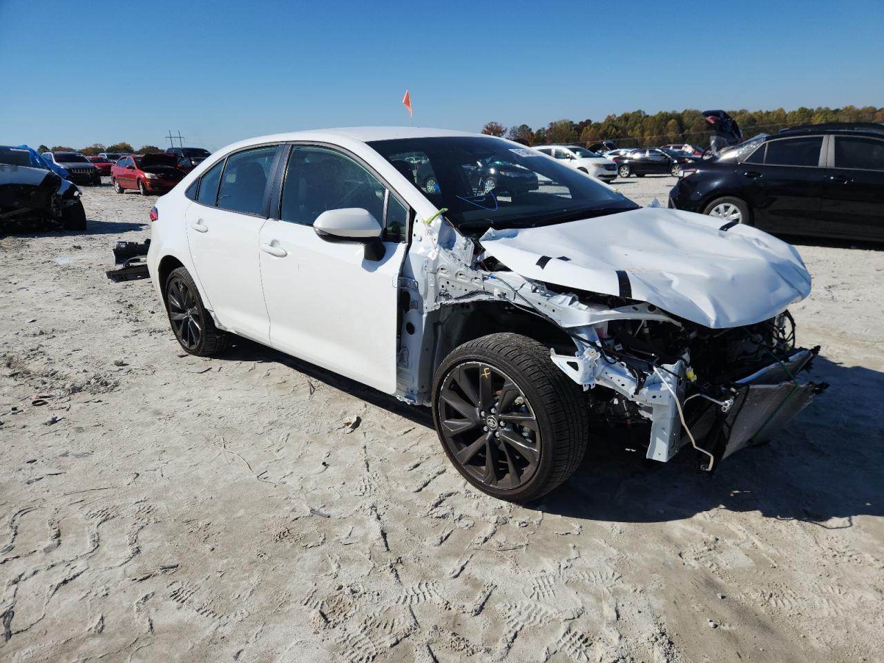 Toyota Corolla Le Image 8