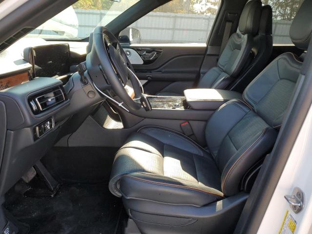 Lincoln Aviator Black Label Image 8