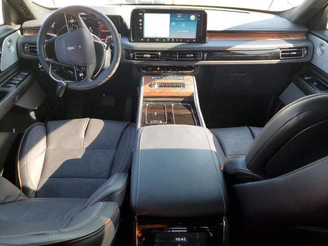 Lincoln Aviator Black Label Image 9