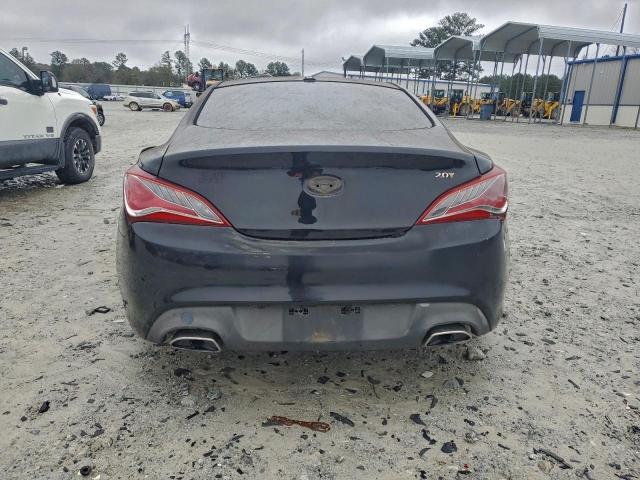 Hyundai Genesis 2.0t Image 3