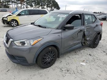  Salvage Nissan Kicks