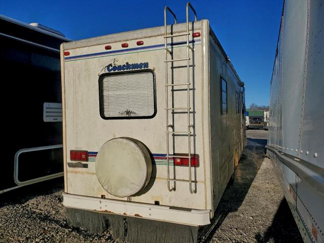 Chevrolet P30 Image 3