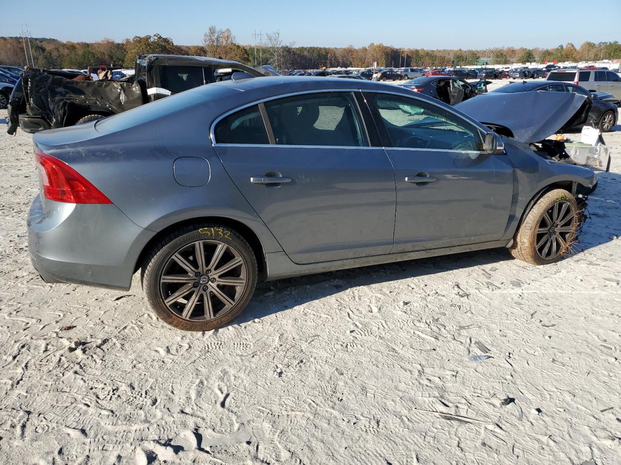 Volvo S60 Premier Image 4
