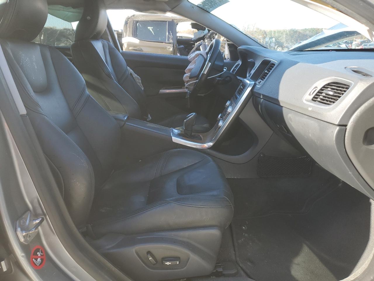 Volvo S60 Premier Image 5