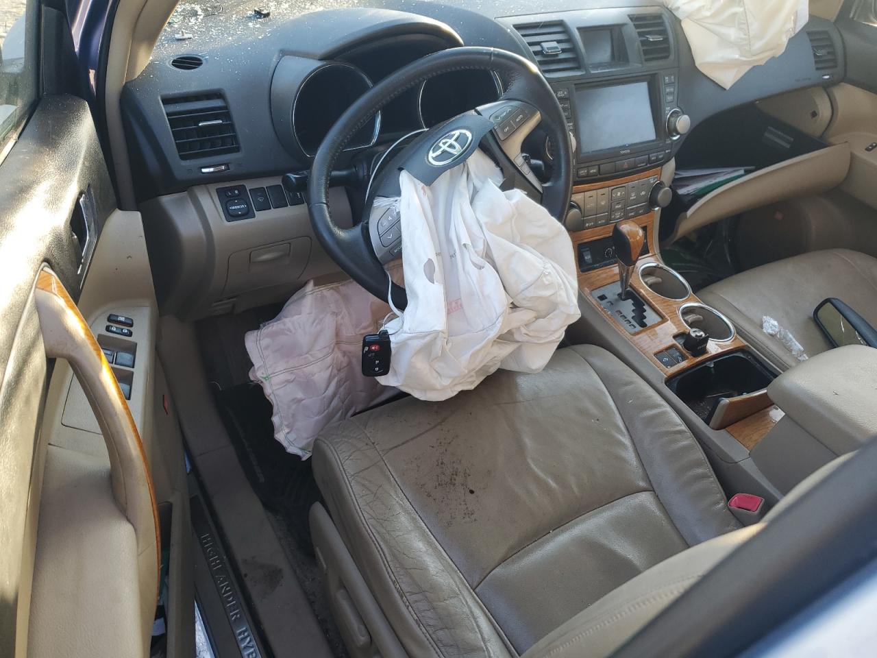 Toyota Highlander Hybrid Limited Image 7