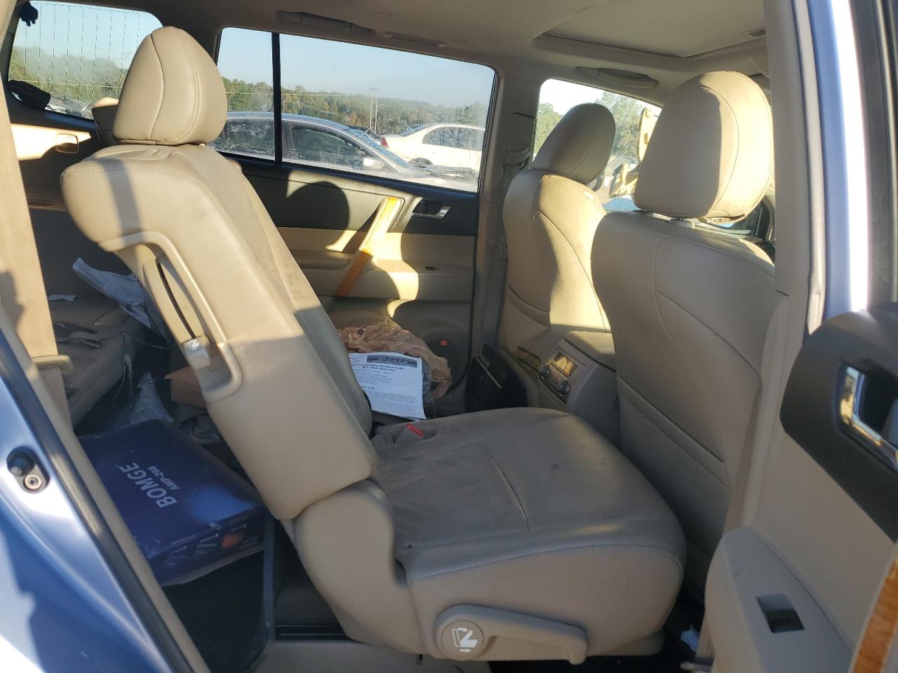 Toyota Highlander Hybrid Limited Image 5