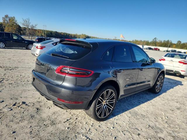 Porsche Macan Image 10