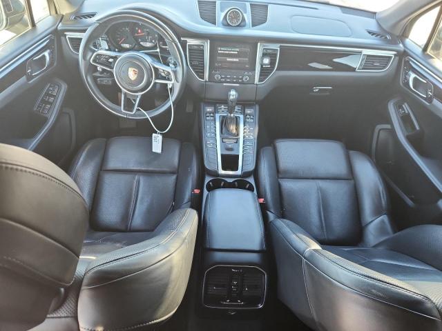 Porsche Macan Image 6