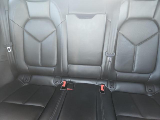 Porsche Macan Image 13