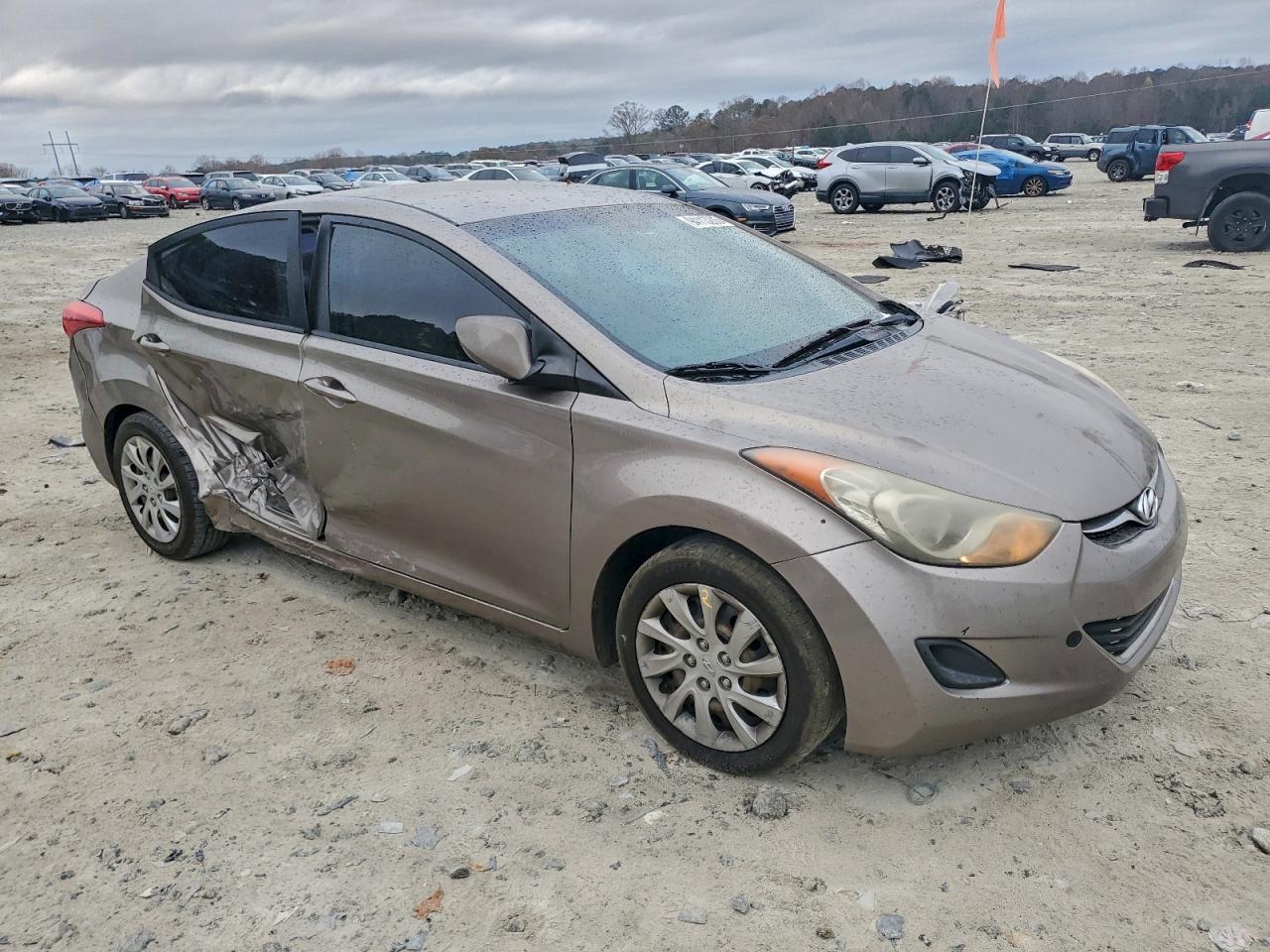 Hyundai ELANTRA Gls Image 11