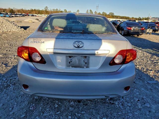 Toyota Corolla Base Image 8