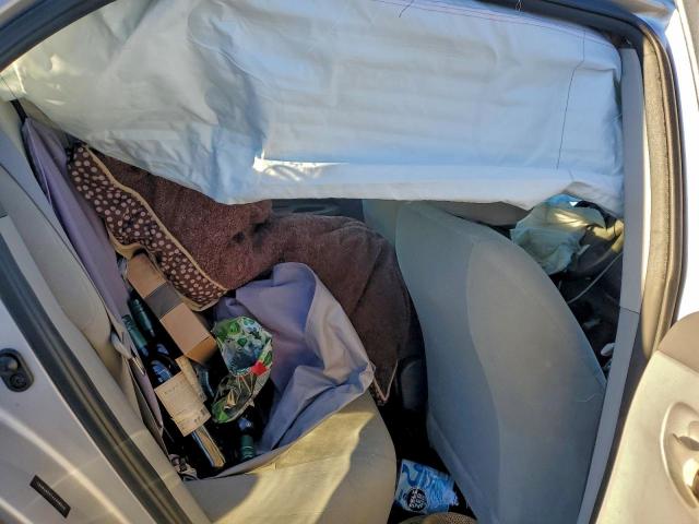 Toyota Corolla Base Image 6