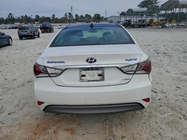 Hyundai SONATA Hybrid Image 7