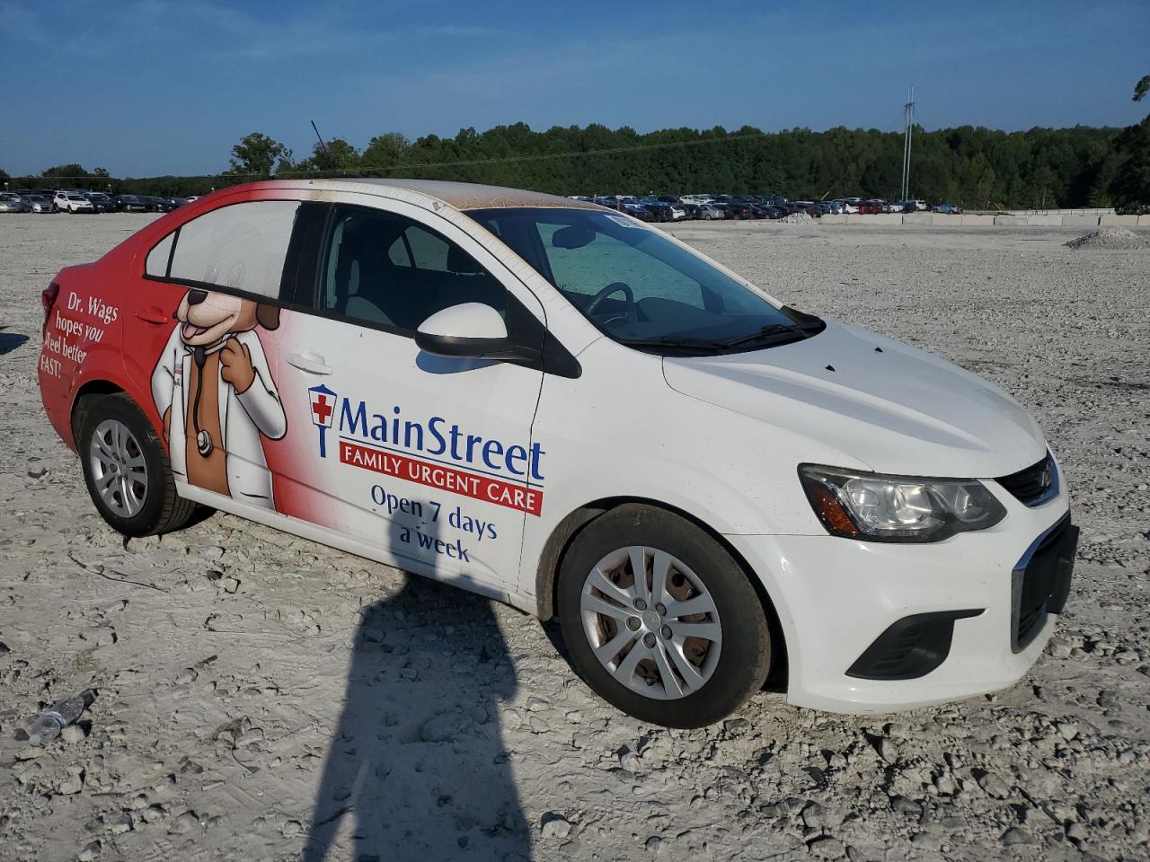 Chevrolet Sonic Ls Image 3