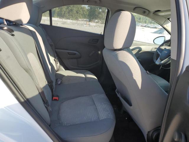 Chevrolet Sonic Ls Image 6