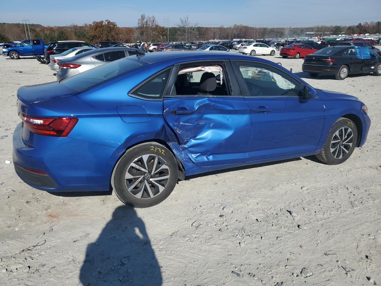 Volkswagen Jetta S Image 10