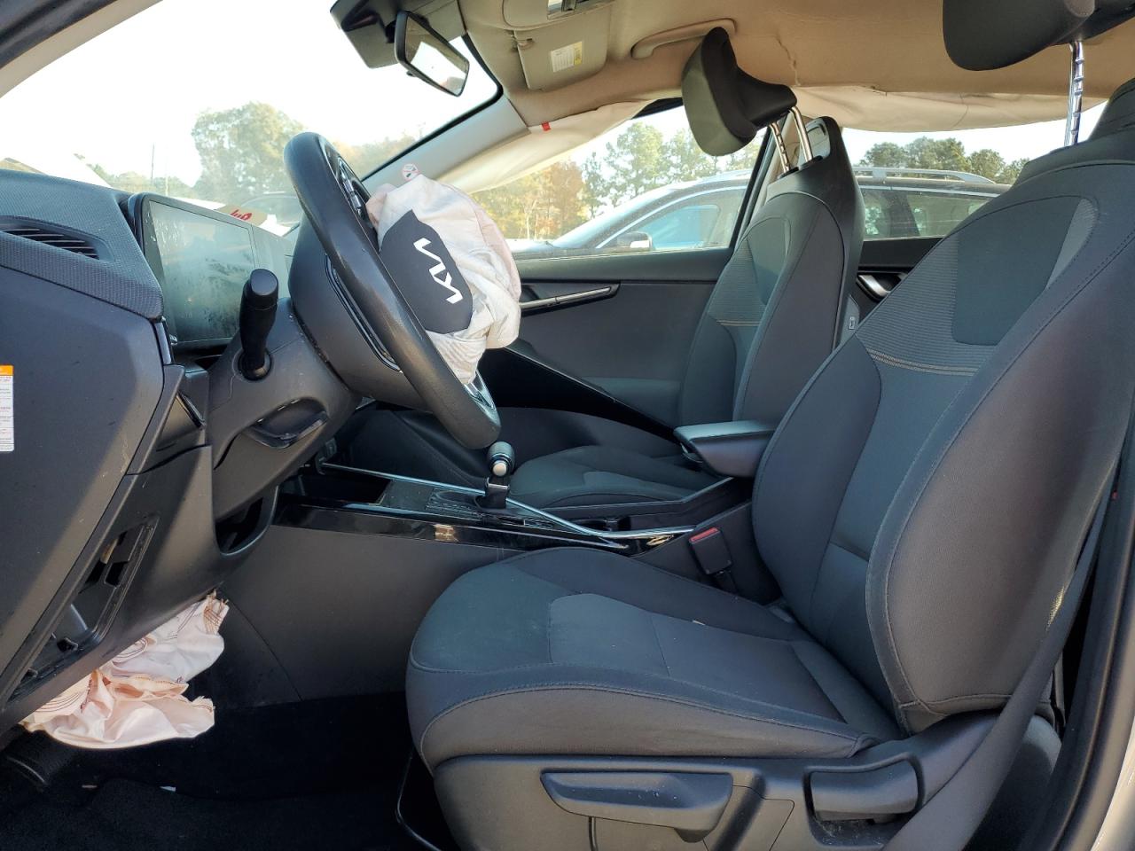 Kia Niro Lx Image 13