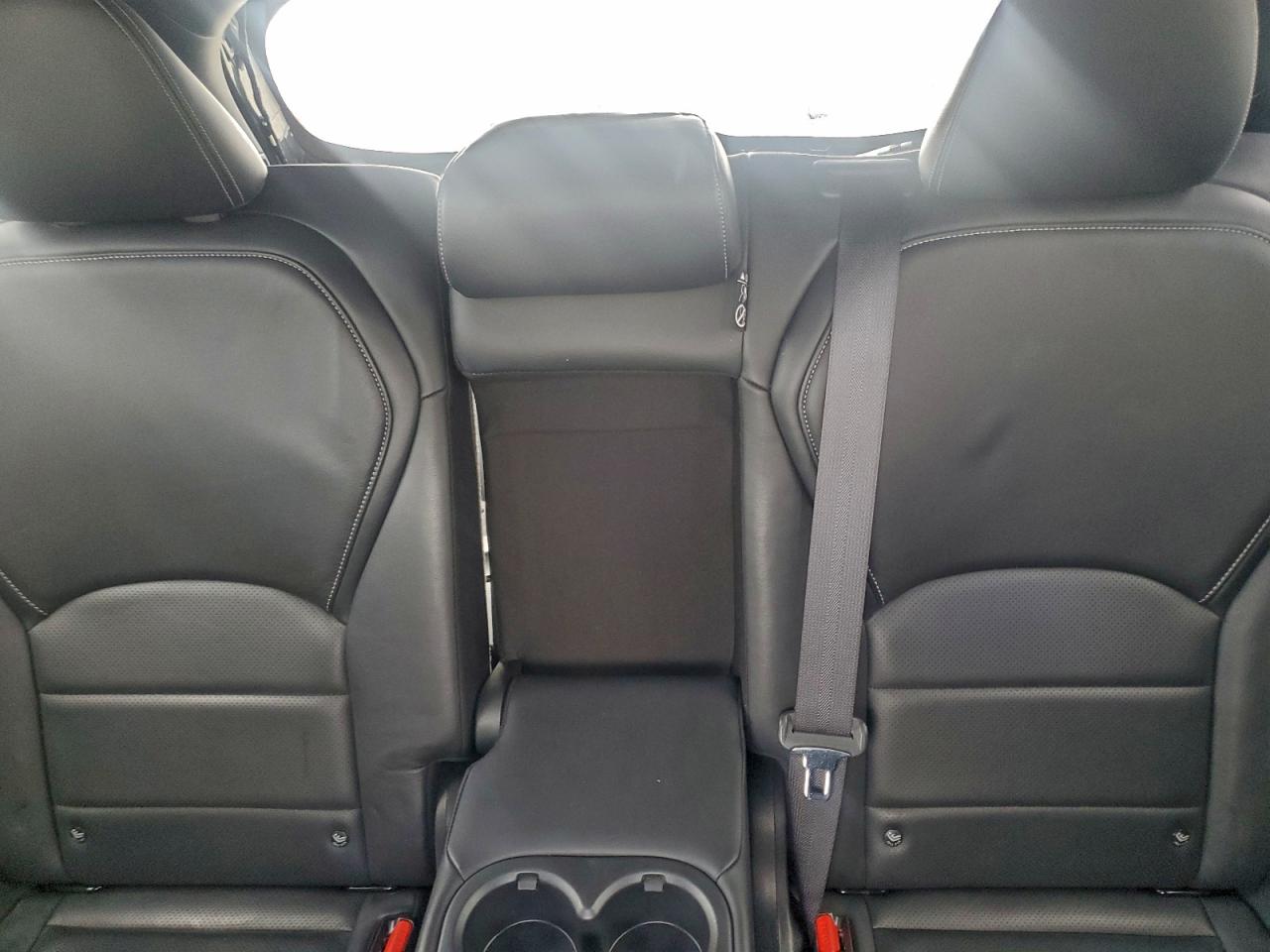 INFINITI Qx Essential Image 13