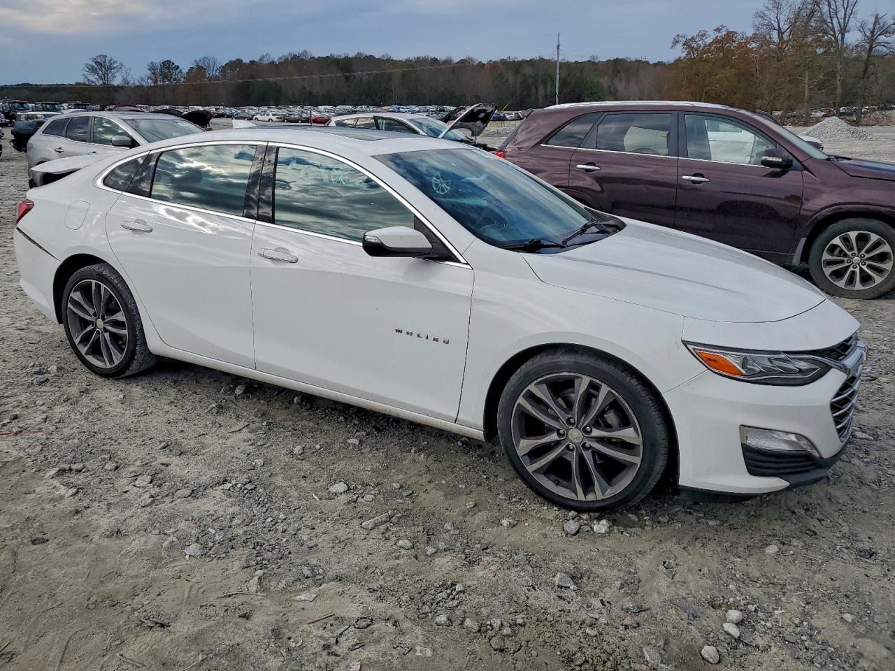 Chevrolet Malibu Premier Image 3
