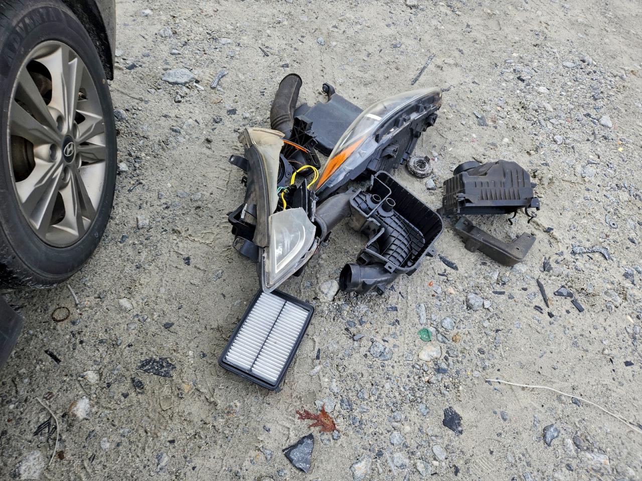 Hyundai ELANTRA Sel Image 8