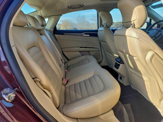 Ford Fusion Se Image 2