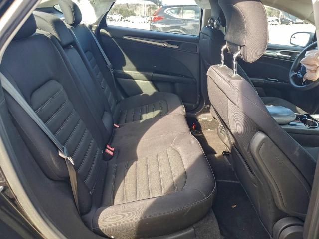 Ford Fusion Se Image 5