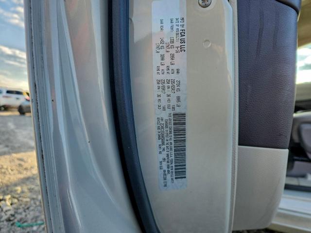 Chrysler Pacifica Touring L Plus Image 8