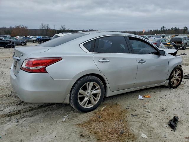Nissan Altima 2.5 Image 3