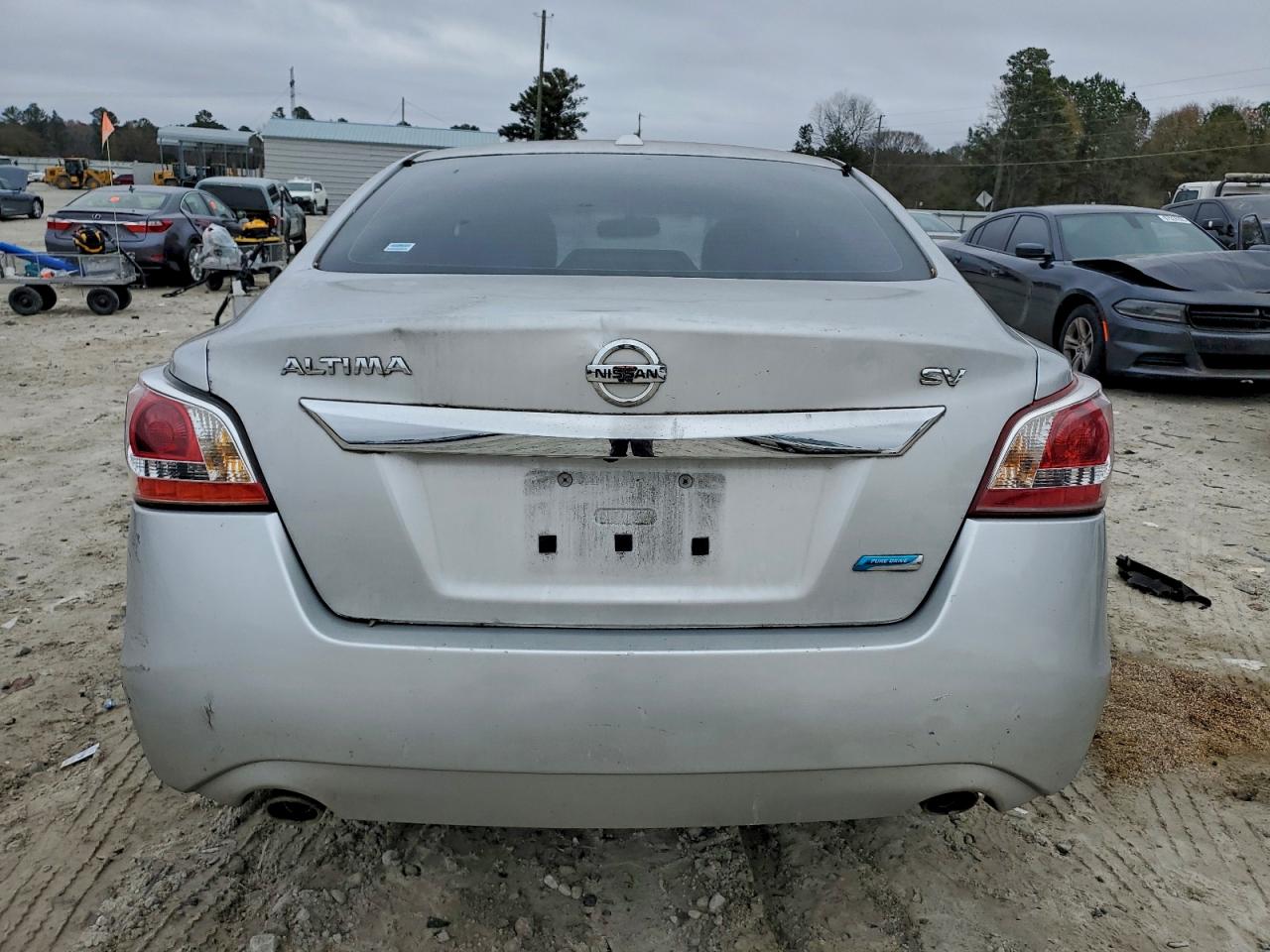 Nissan Altima 2.5 Image 7