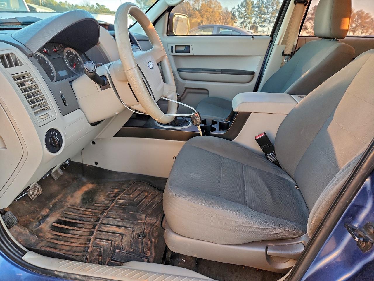 Ford Escape Xls Image 13