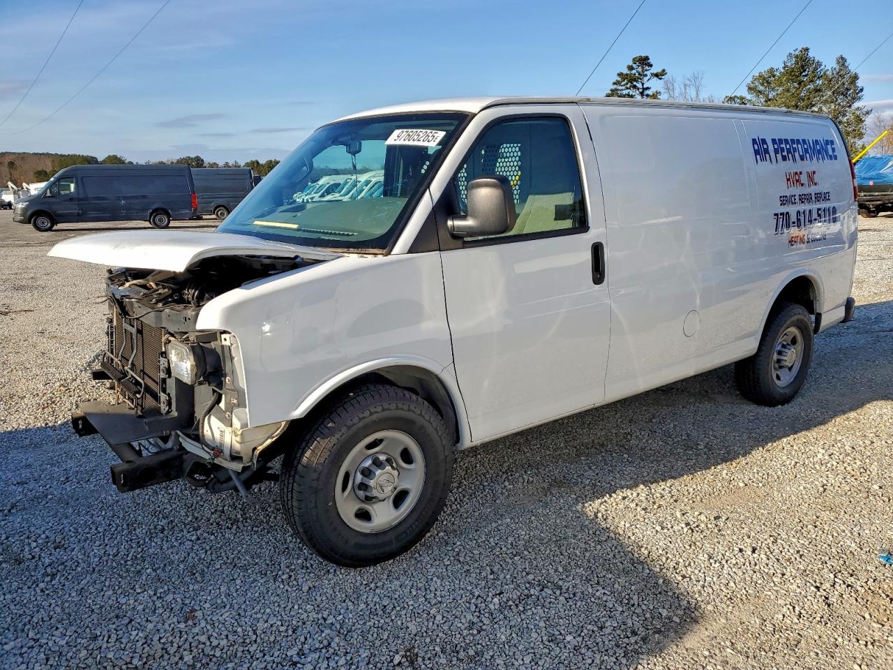 Chevrolet Express Image 1