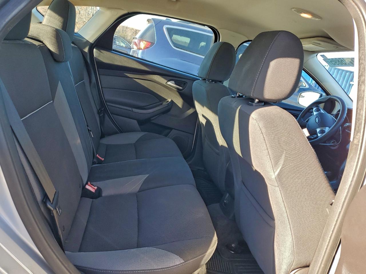 Ford Focus Se Image 10