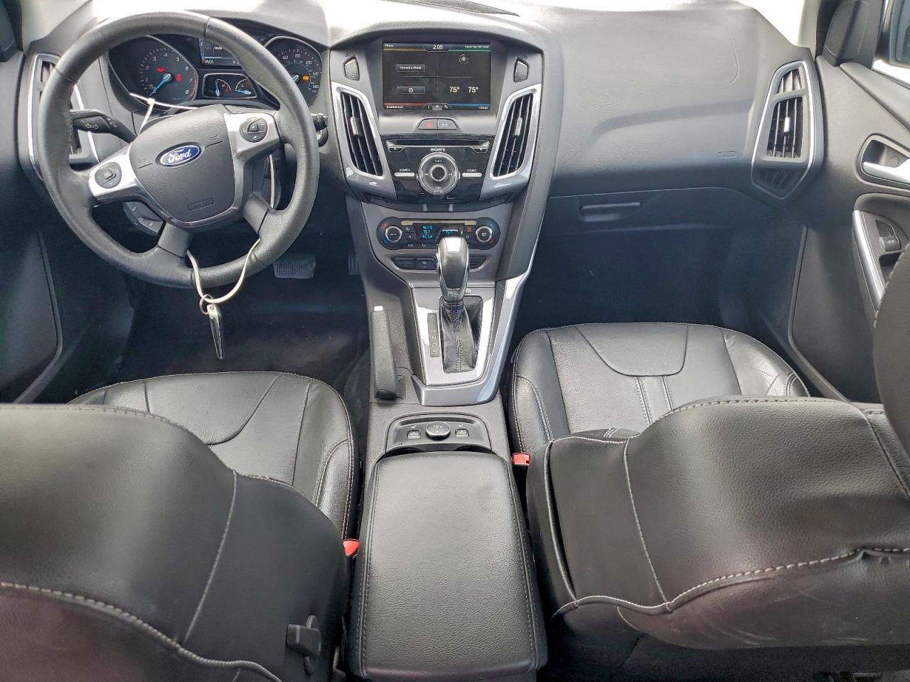 Ford Focus Titanium Image 7