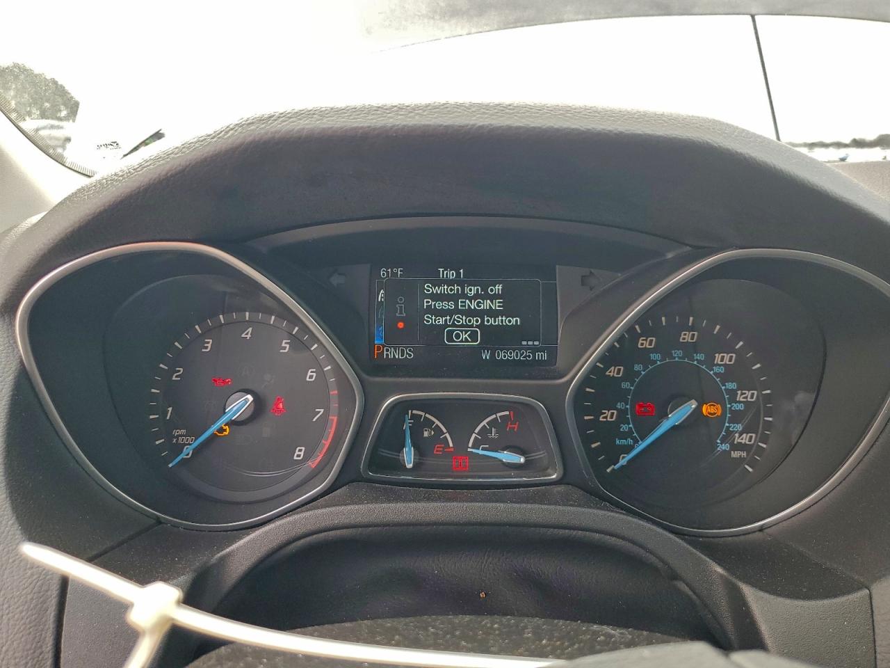 Ford Focus Titanium Image 12