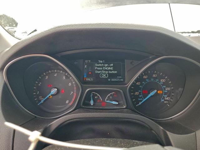 Ford Focus Titanium Image 12