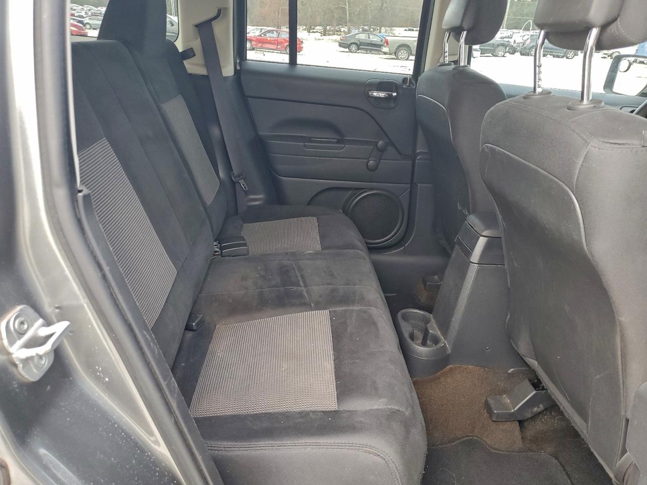 Jeep Patriot Sport Image 6