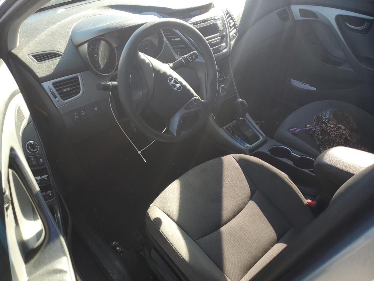 Hyundai ELANTRA Se Image 5