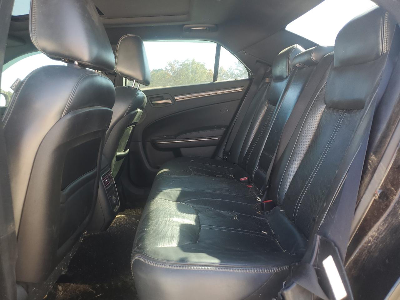 Chrysler 300 Varvatos Image 9