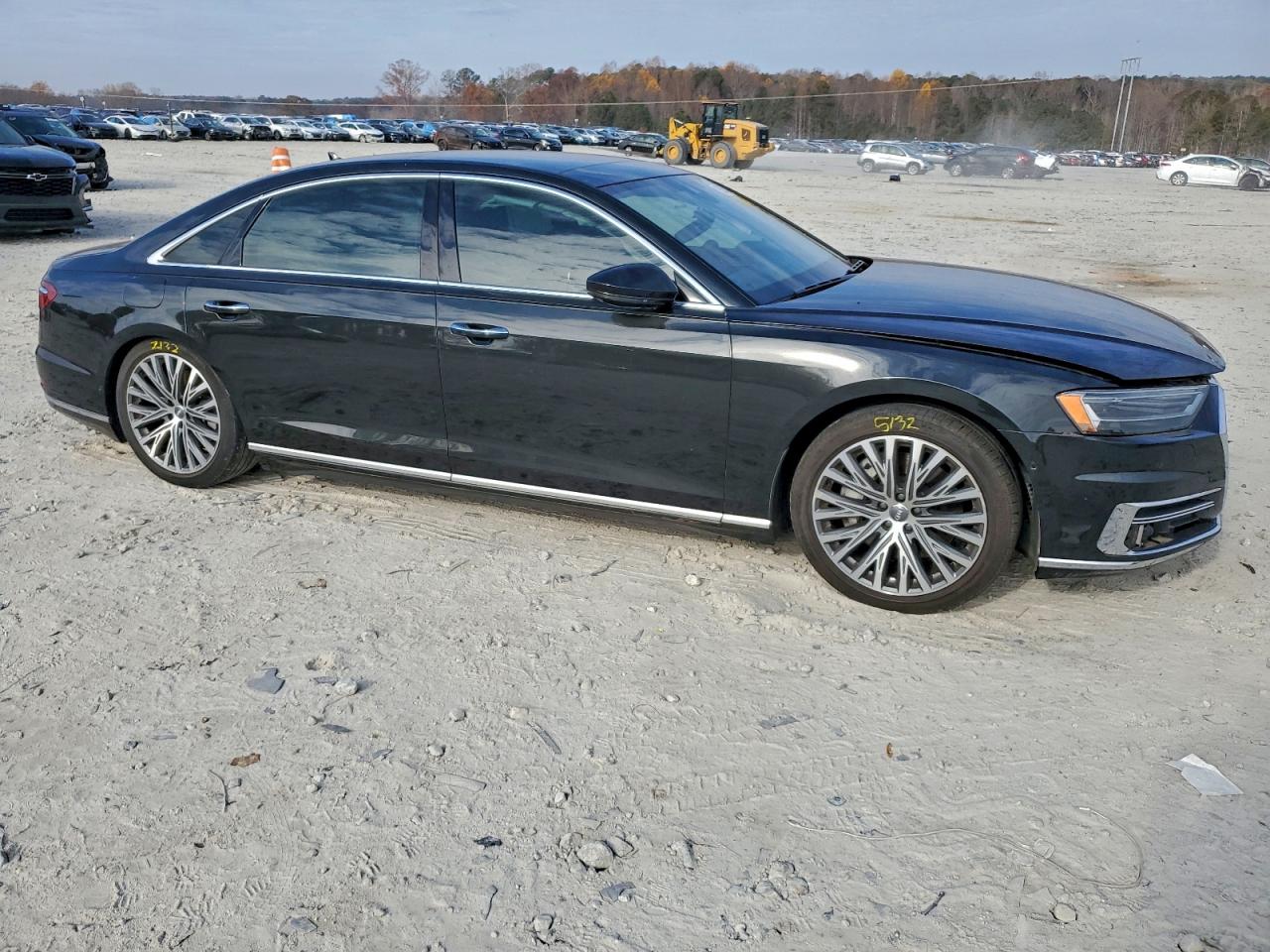 Audi A8 L Image 4