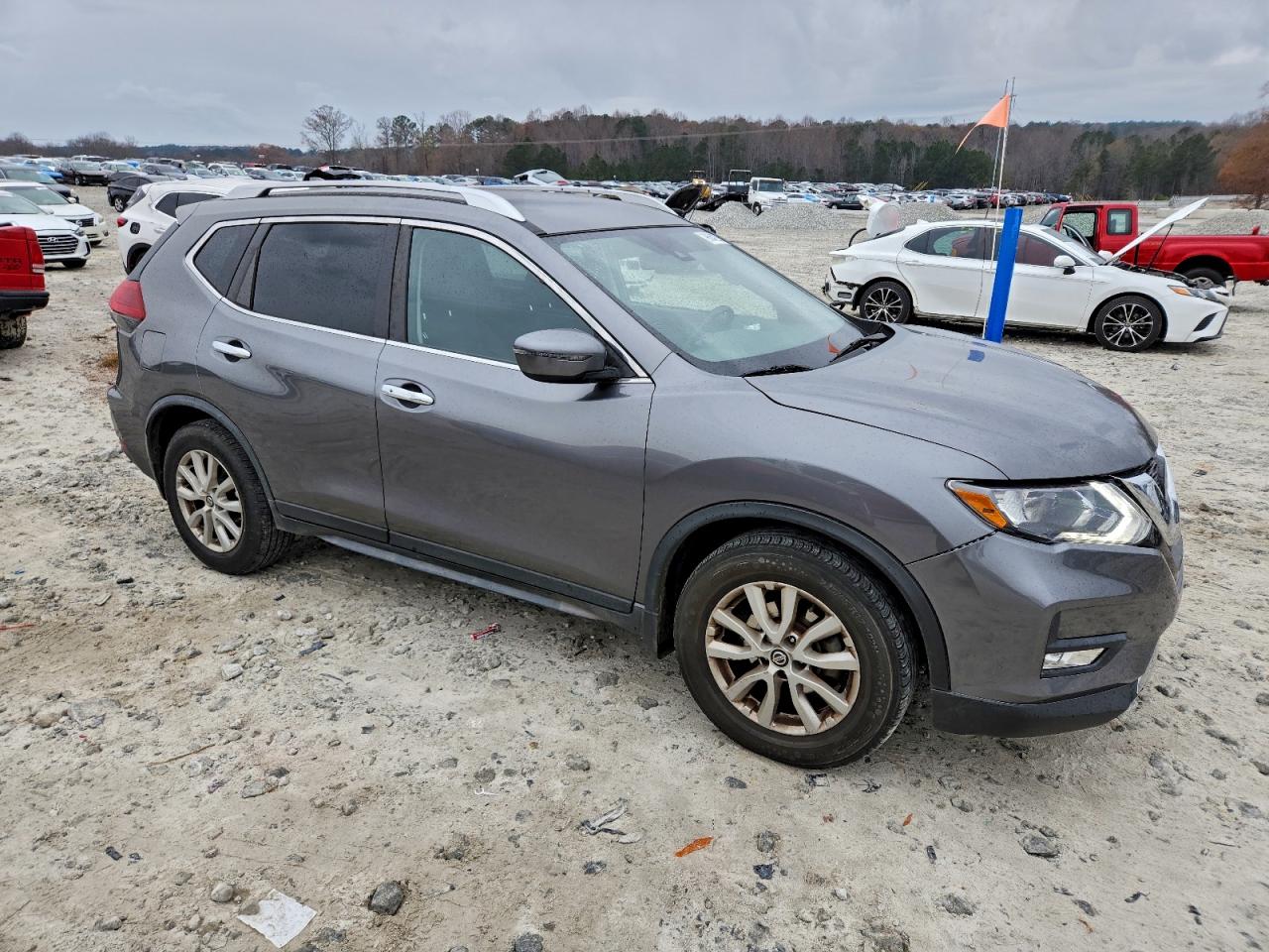 Nissan Rogue S Image 12