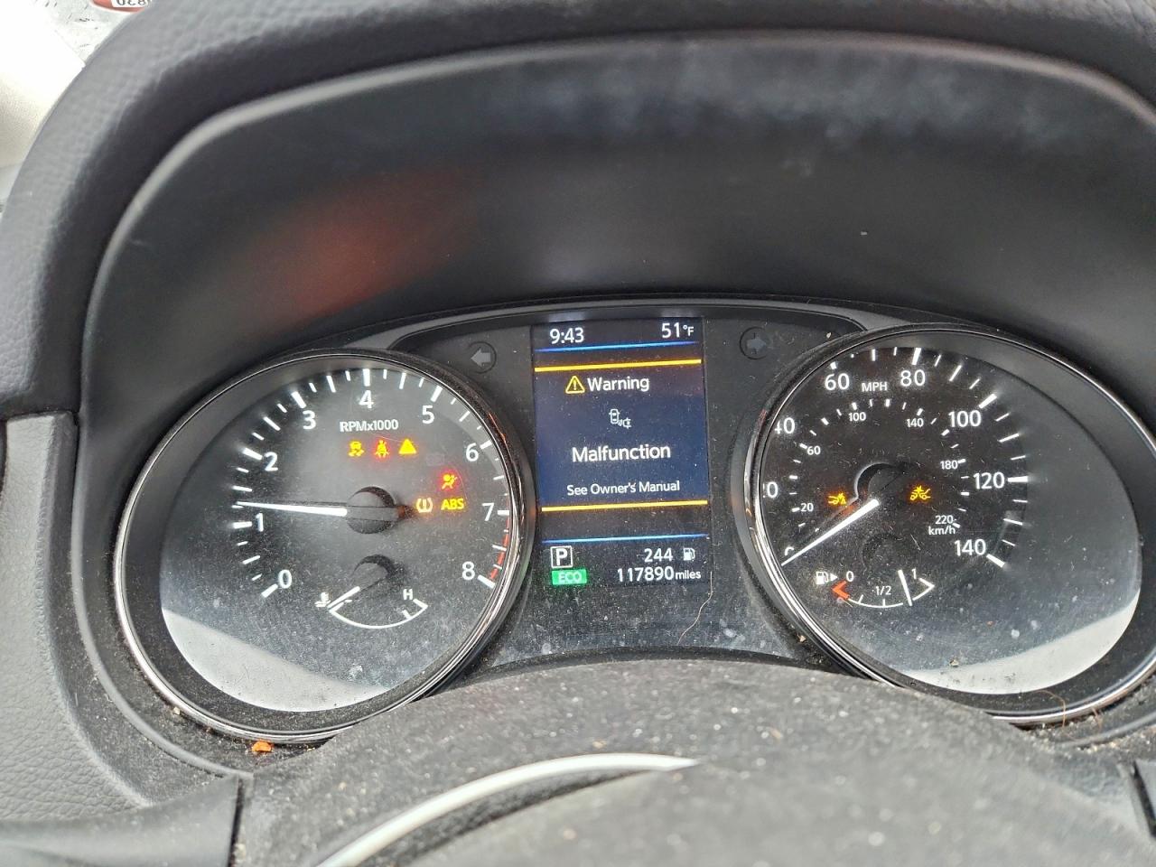 Nissan Rogue S Image 6