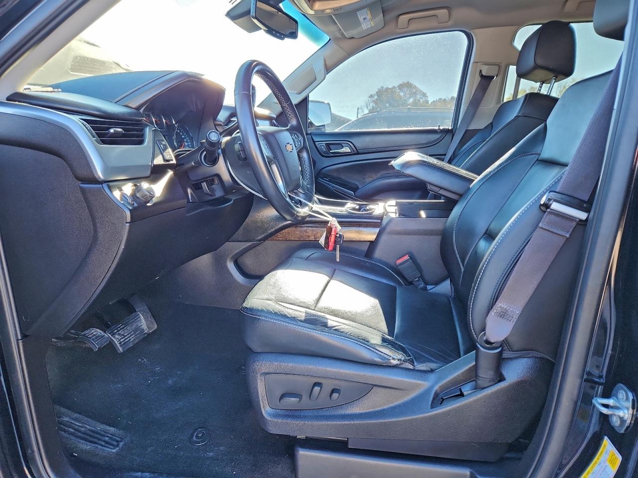 Chevrolet Tahoe C1500 Lt Image 8