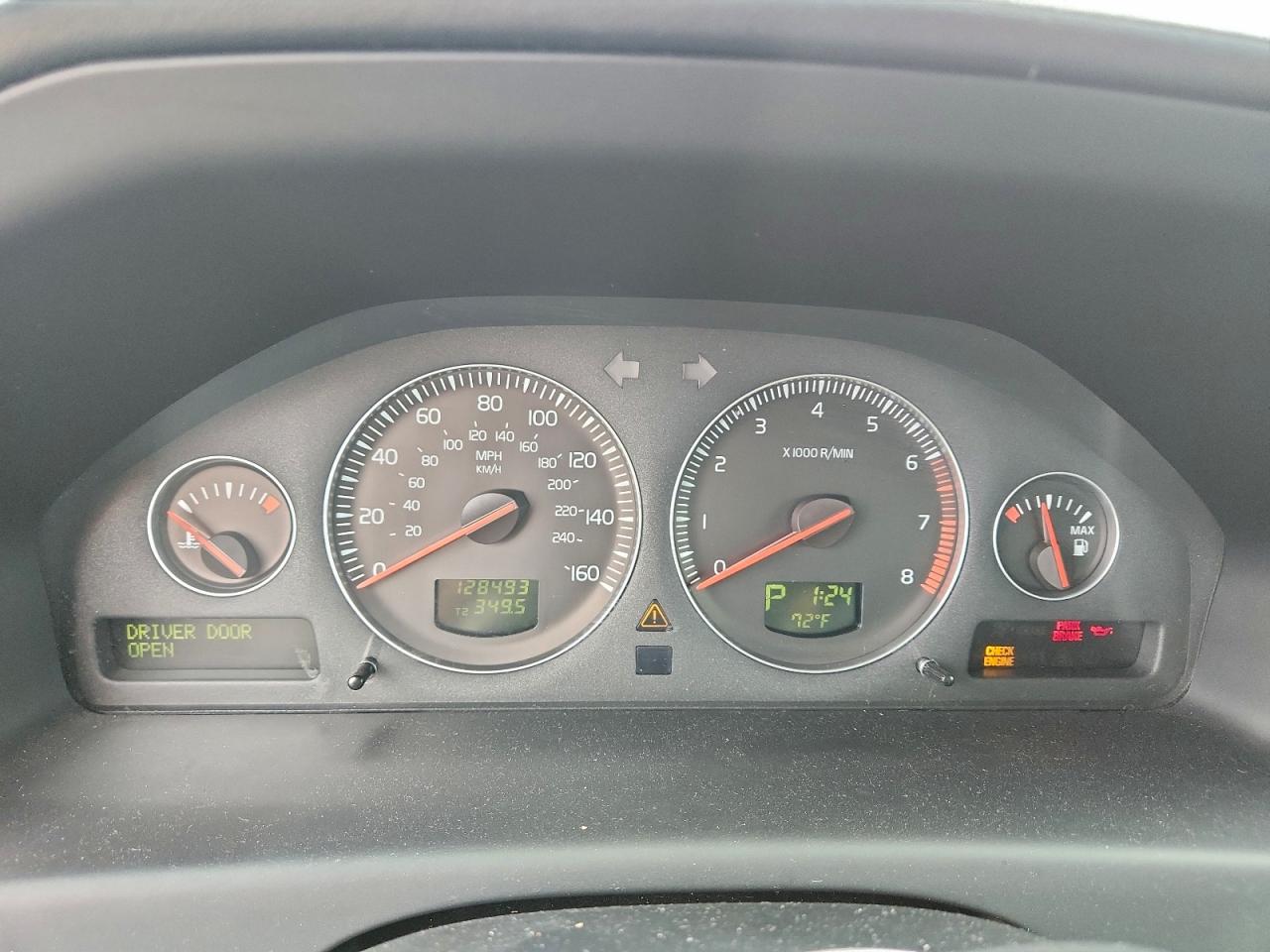 Volvo S60 2.5t Image 10