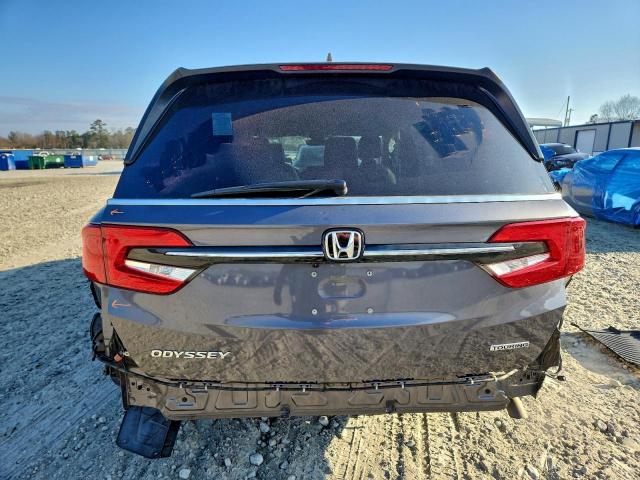 Honda Odyssey Touring Image 7