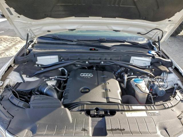 Audi Q5 Premium Image 10