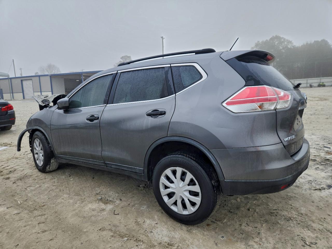 Nissan Rogue S Image 8
