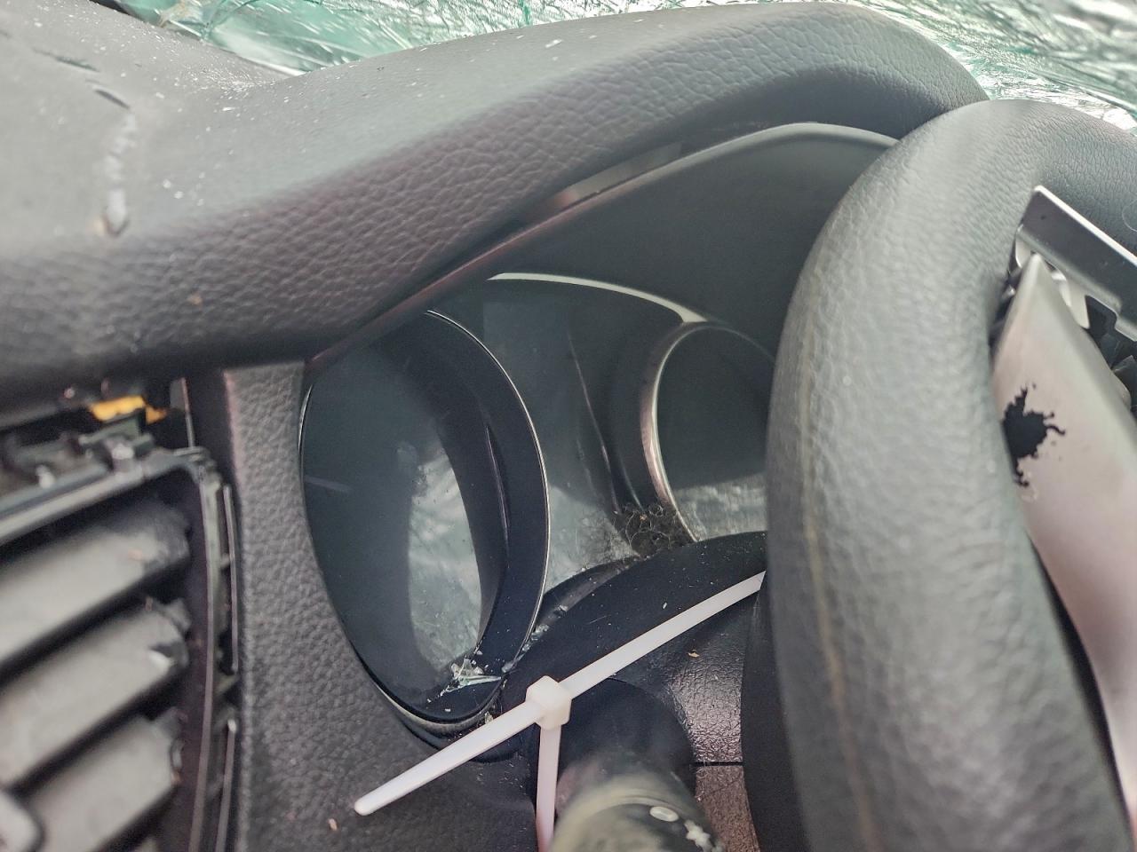 Nissan Rogue S Image 10