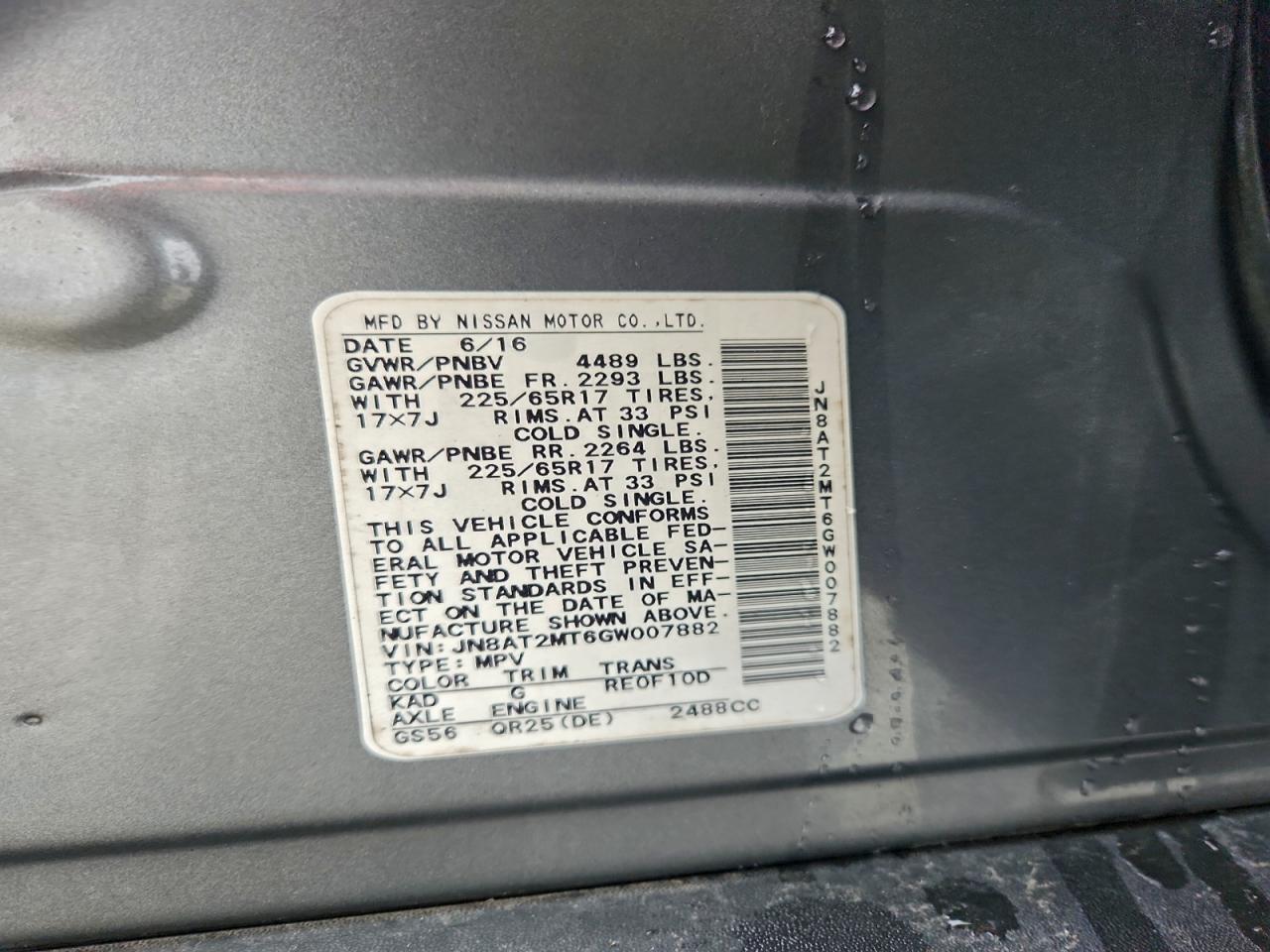 Nissan Rogue S Image 6